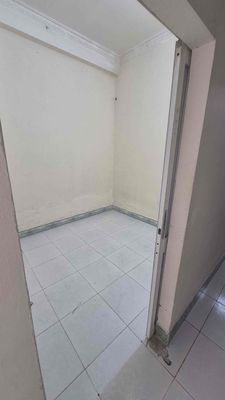 cho nữ thuê phòng q8