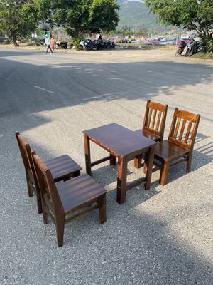 đóng-mới-bàn-ghế-gỗ-nhỏ-cf