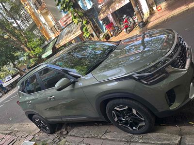 Kia Seltos 2024 Turbo Luxury 1.5 AT - 4892 km. Mua bán Ô tô tại Thành phố Buôn Ma Thuột Đắk Lắk được đăng bởi Thanh Trúc