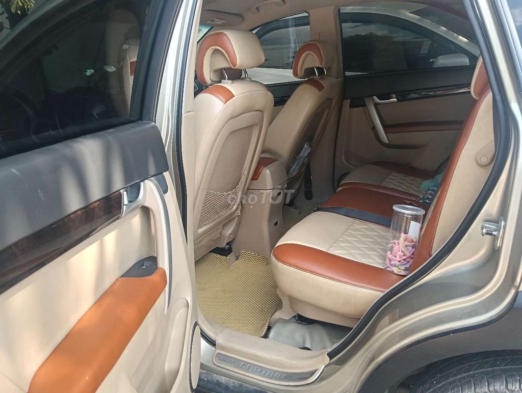 Chevrolet Captiva Vàng cát 7 chỗ. Mua bán Ô tô tại Thành phố Dĩ An Bình Dương được đăng bởi Trieu Nguyen hình 5
