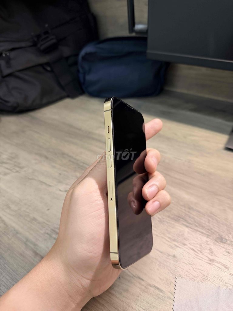 Apple iPhone 13 Pro 1TB Vàng 100%. Mua bán Điện thoại tại Thành phố Biên Hòa Đồng Nai được đăng bởi Hoàng hình 1