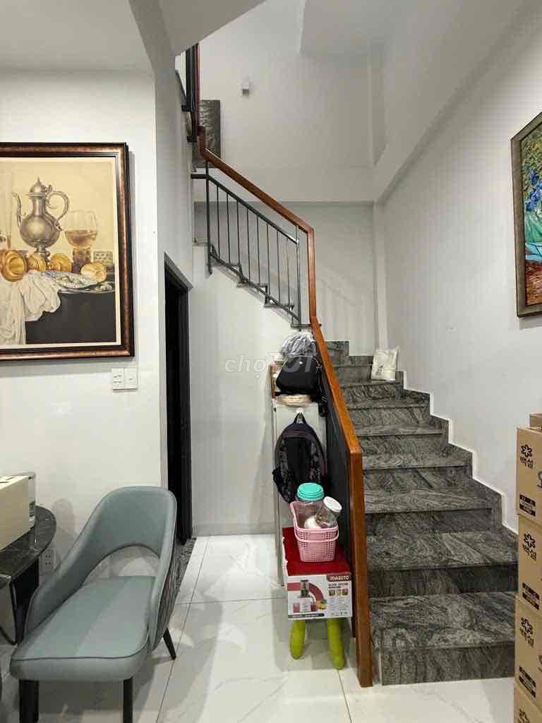 Nhà Đep Q4 TPHCM - ảnh 3