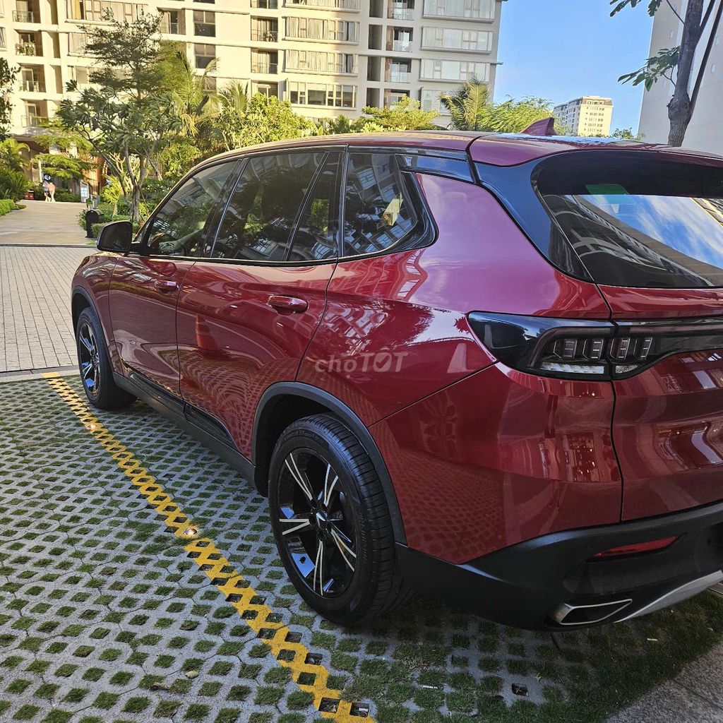 Xe 7 cho lux sa2.0