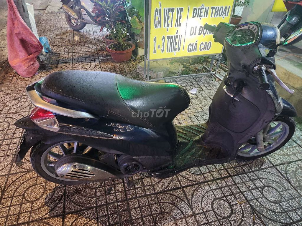 Piaggio Liberty Xanh