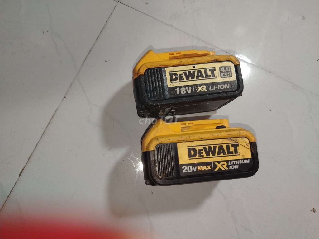 Pin Dewalt 18V, 20V Li-ion Dung lượng cao. Mua bán Đồ chuyên dụng, Giống nuôi trồng tại Thành phố Biên Hòa Đồng Nai được đăng bởi Huy Nam hình 1