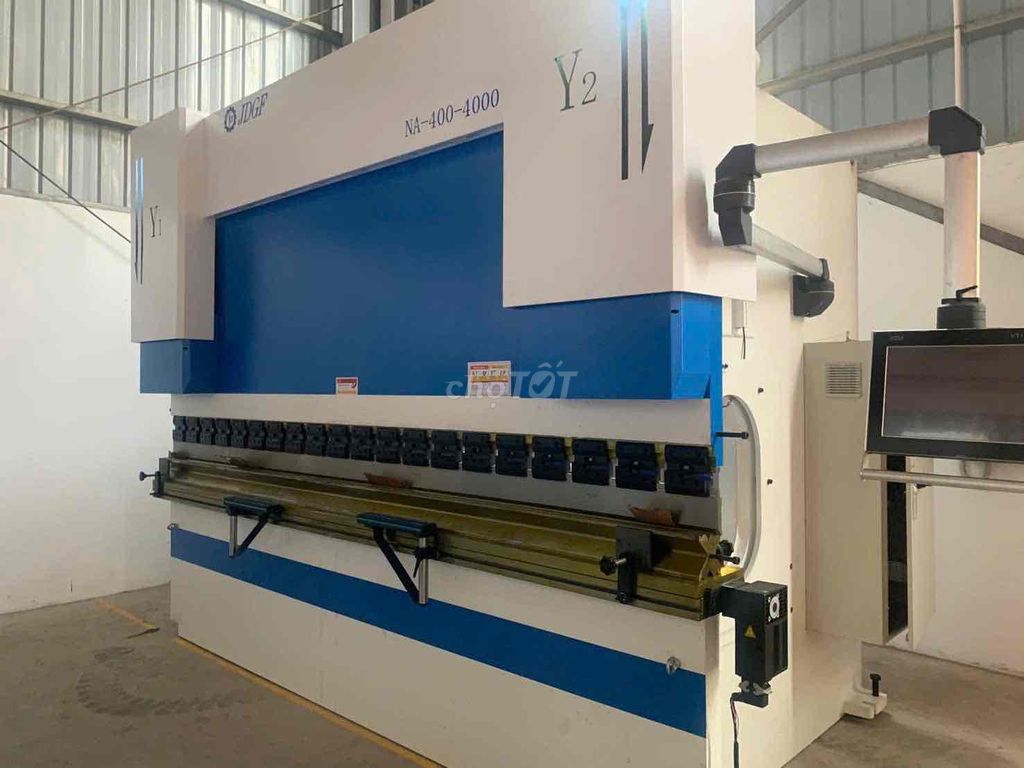 BÁN MÁY CHẤN TÔN 400T4000 – CÓ SẴN, GIÁ TỐT!. Mua bán Đồ dùng văn phòng tại Thành phố Phúc Yên Vĩnh Phúc được đăng bởi Như Quỳnh Cơ Khí hình 1