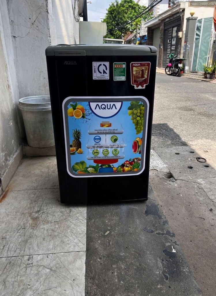 Tủ lạnh aqua 93l còn xài tốt✅