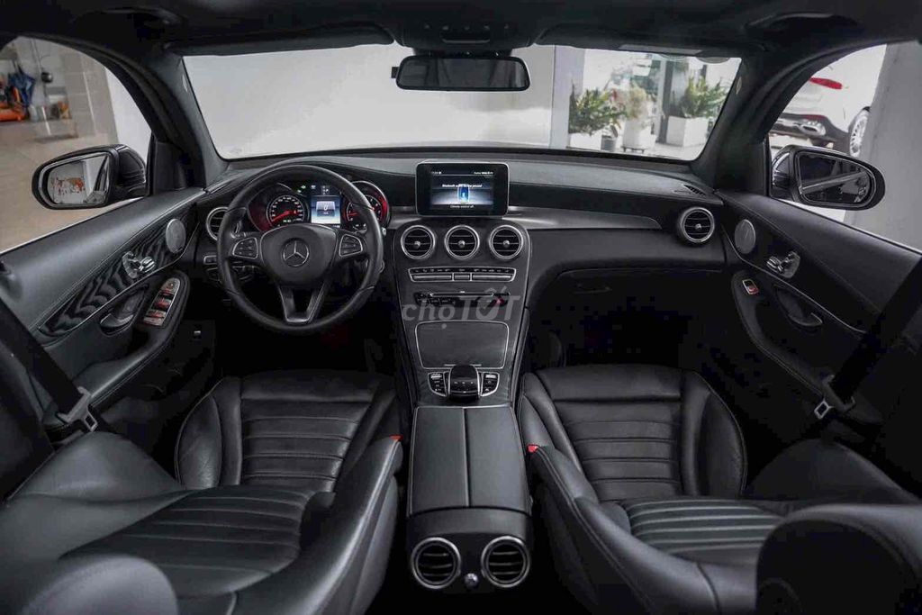 Mercedes GLC300 4MATIC 2019 Bao Check Test. Mua bán Ô tô tại Quận Bình Tân Tp Hồ Chí Minh được đăng bởi Hoàng Thọ hình 7
