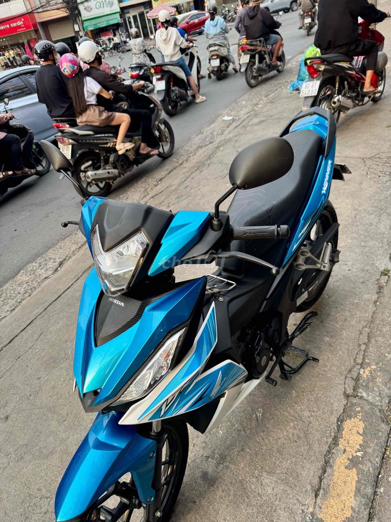 🔵🔵 Winner V1 Xanh trắng đen đký 2018 xe đẹp có góp. Mua bán Xe máy tại Thành phố Biên Hòa Đồng Nai được đăng bởi XE MÁY CŨ THÀNH MỸ  hình 2