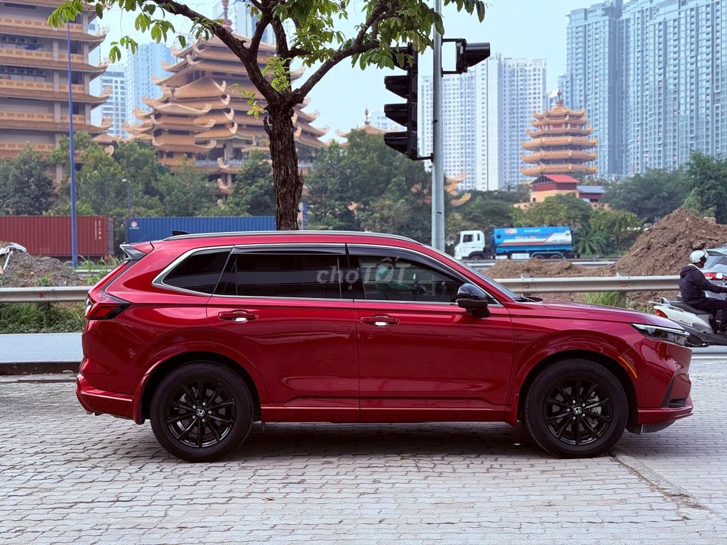 Honda CRV RS e:HEV 2024 Đỏ 12400 km. Mua bán Ô tô tại Quận 7 Tp Hồ Chí Minh được đăng bởi Honda Oto Sài Gòn Quận 2 hình 9