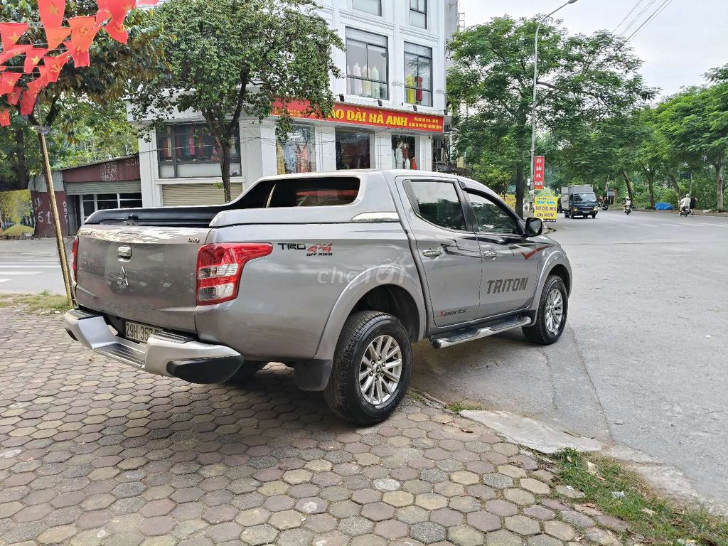 Mitsubishi Triton 2016 4x4 AT - 120000 km. Mua bán Ô tô tại Huyện Thanh Trì Hà Nội được đăng bởi Chuyên mua bán xe Bán Tải Lướt  hình 5