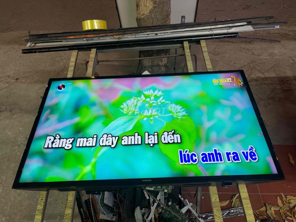 smat tivi 40 inh bền đẹp loa to. Mua bán Tivi, Âm thanh tại Quận Dương Kinh Hải Phòng được đăng bởi Tuấn kiệt hình 1