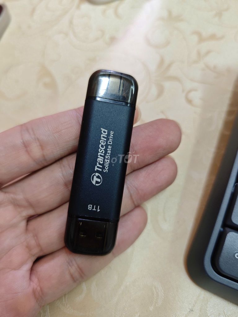 Ổ cứng SSD Transcend ESD310C 1TB Đen. Mua bán Linh kiện (RAM, Card...) tại Thành phố Cà Mau Cà Mau được đăng bởi Seven hình 1