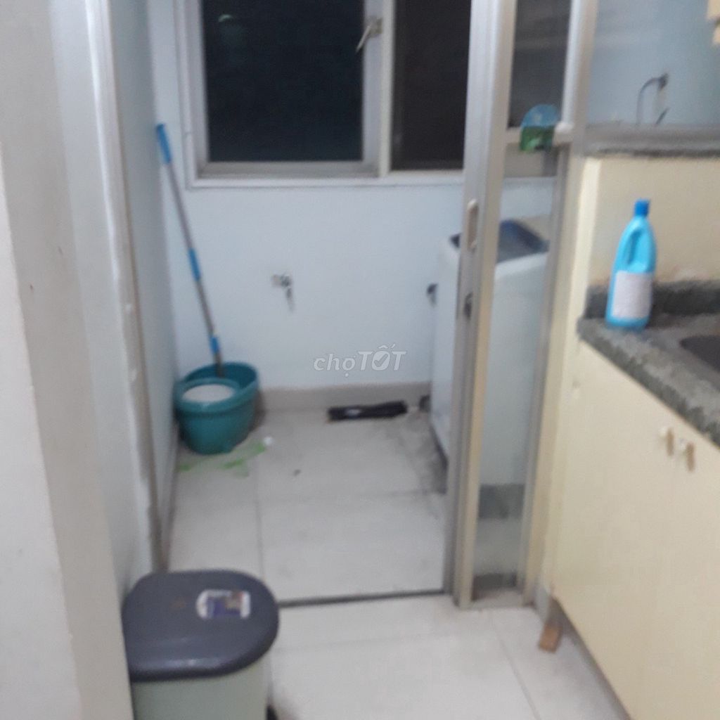 Аренда · 3 комн. · 103 м² · Quận 5, ул. Tản Đà