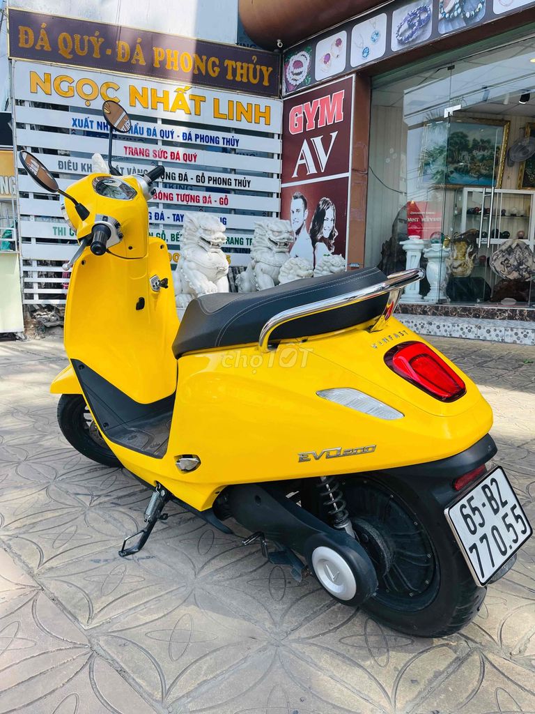 EVO200 SIÊU ĐẸP, BIỂN SỐ ĐẸP. Mua bán Xe điện tại Quận Ninh Kiều Cần Thơ được đăng bởi KEN EBIKE CẦN THƠ hình 3
