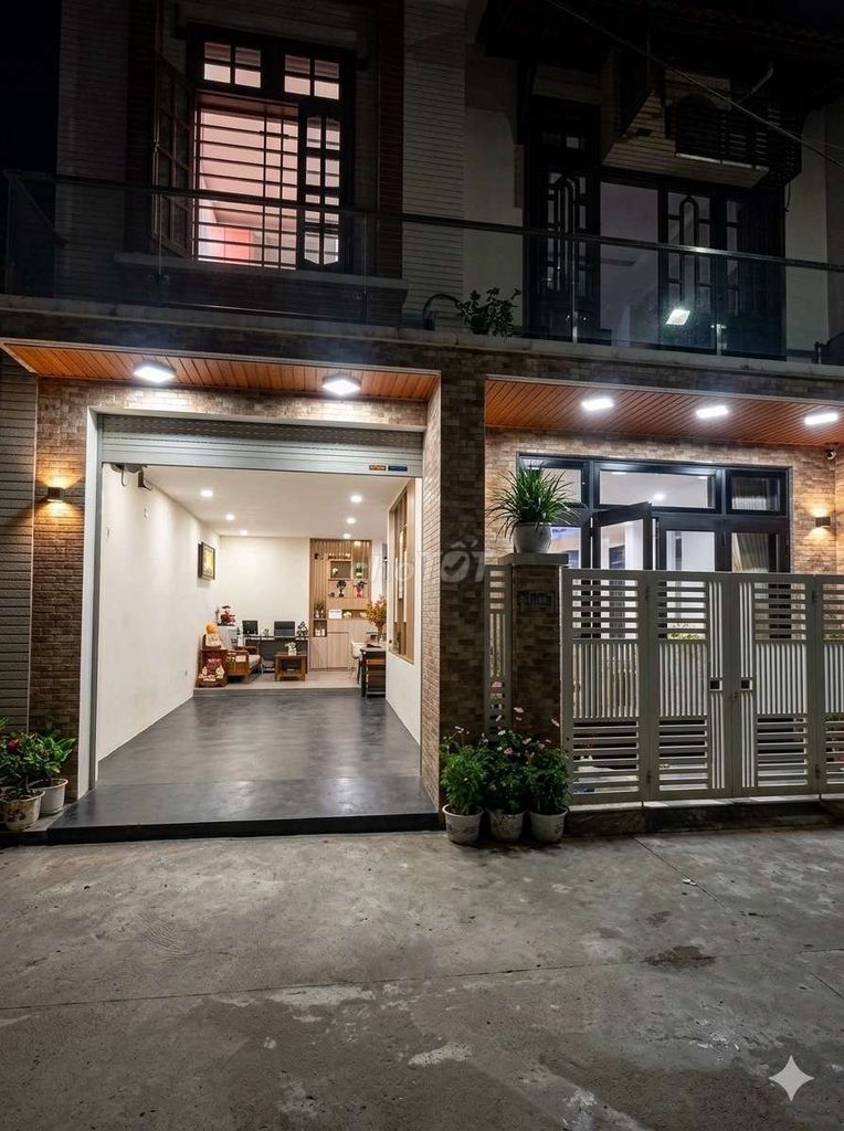 Аренда · 3 комн. · 80 м² · Quận Hải Châu, ул. gần cầu Thuận Phước