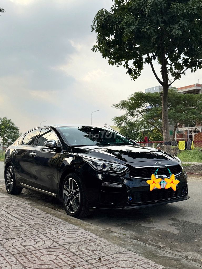 Kia Cerato 2019 Deluxe 1.6 AT 45.000 km. Mua bán Ô tô tại Quận 3 Tp Hồ Chí Minh được đăng bởi Nguyễn Thanh Hưng hình 8