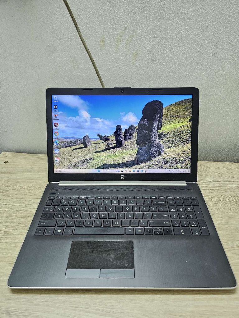 HP 15D i7 8550U 15.6 inch 8GB/128GB MX130 Bạc. Mua bán Laptop tại Quận Thanh Xuân Hà Nội được đăng bởi Lê Hà hình 1