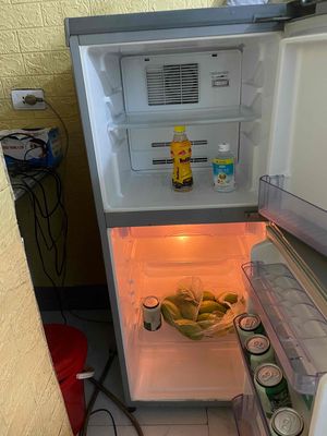 tủ lạnh đang dùng