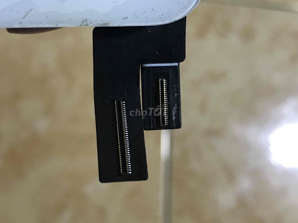 Bán màn hình iPad Mini 4 linh kiện (hư cáp). Mua bán Máy tính bảng tại Quận Gò Vấp Tp Hồ Chí Minh được đăng bởi Lan hình 3