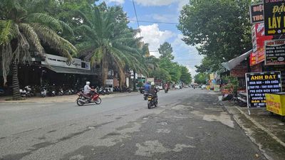 Nhà đẹp hơn người yêu cũ, mà giá lại rẻ hơn nhiều!. Mua bán nhà ở tại Thành phố Biên Hòa Đồng Nai được đăng bởi ngọc giàu