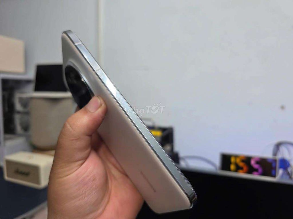 Honor Magic 7 Pro 256GB Trắng Nứt kính. Mua bán Điện thoại tại Thành phố Long Xuyên An Giang được đăng bởi Hiếu  hình 1