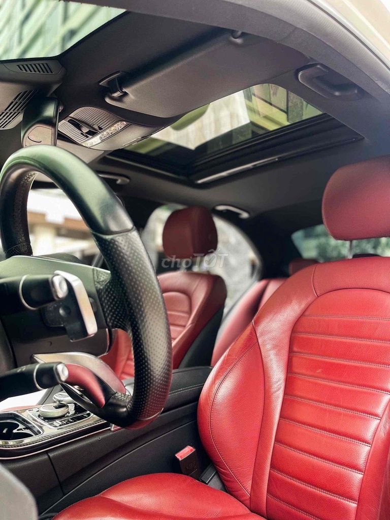 Mercedes-Benz C300 AMG 2016 đi chuẩn 7v miles. Mua bán Ô tô tại Quận Long Biên Hà Nội được đăng bởi Bùi Đình Thông hình 13