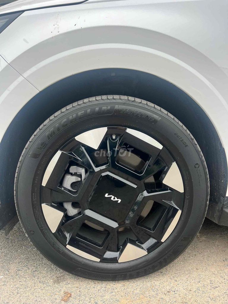 CARNIVAL 2.2D LUXURY 2025 MỚI CỨNG NHƯ XE HÃNG. Mua bán Ô tô tại Thành phố Thủ Đức Tp Hồ Chí Minh được đăng bởi Nguyên Ô Tô Thủ Đức hình 11