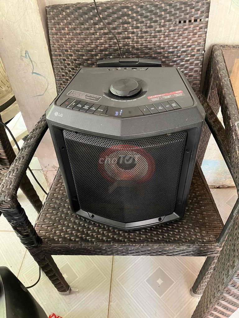 Loa kéo LG XBoom RL2 Đen. Mua bán Tivi, Âm thanh tại Huyện Long Hồ Vĩnh Long được đăng bởi Đồ cũ đủ loại điện thoại loa anply máy tính hình 1