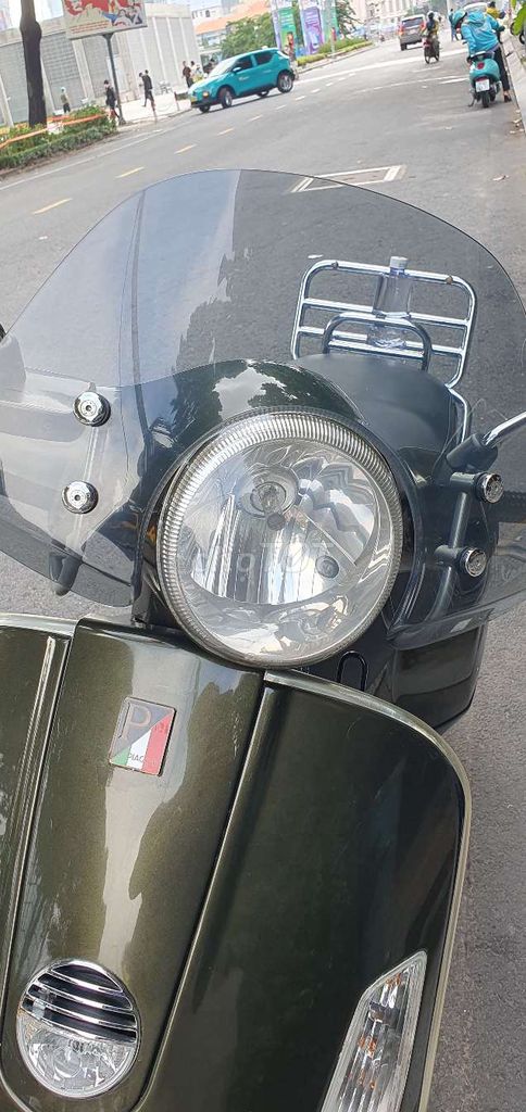 Bán Vespa Ý 4Van biển số VIP. Mua bán Xe máy tại Quận 1 Tp Hồ Chí Minh được đăng bởi Tư vấn pháp lý Bất động Sản hình 2