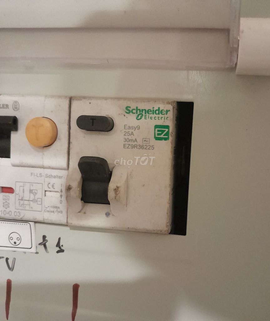 Cb chống giật 25A schneider. Mua bán Đồ chuyên dụng, Giống nuôi trồng tại Quận Gò Vấp Tp Hồ Chí Minh được đăng bởi Trần Minh hình 1