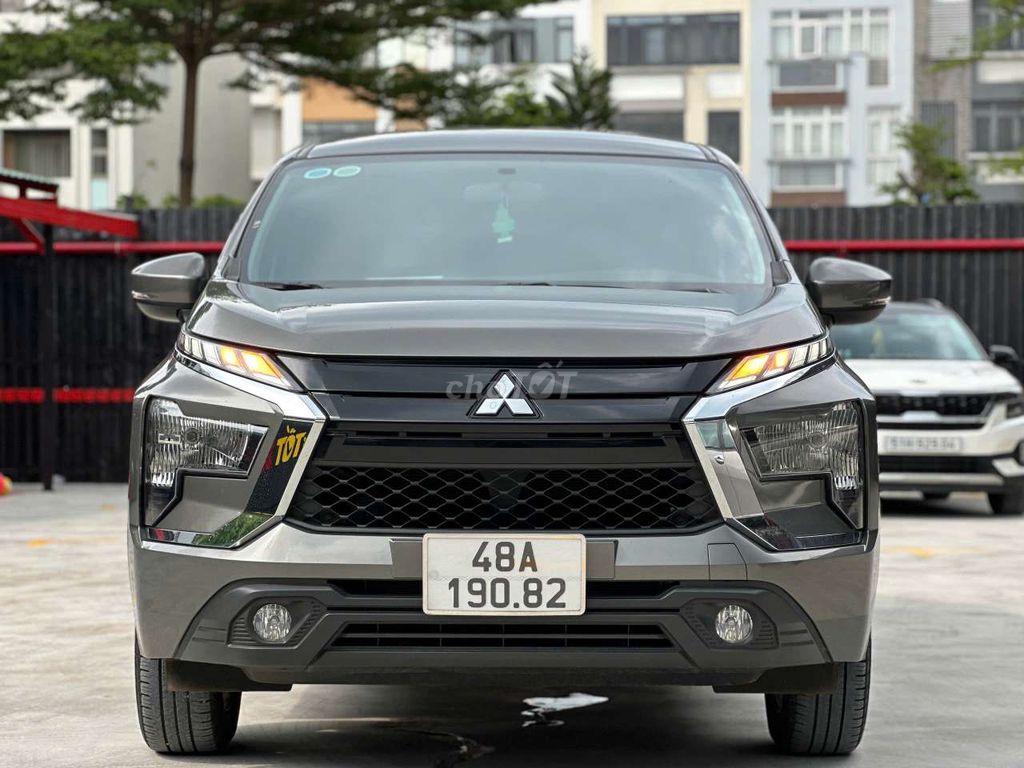 Mitsubishi Xpander 2023 AT - 7900 km