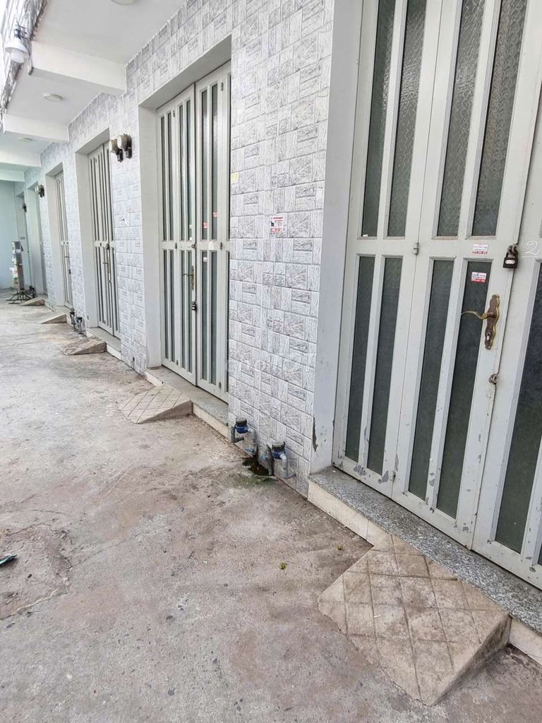 Nhà 2 tang gan chơ Hung Long gia chi 630 trieu. Mua bán nhà ở tại Huyện Bình Chánh Tp Hồ Chí Minh được đăng bởi Nguyễn quốc trung hình 5