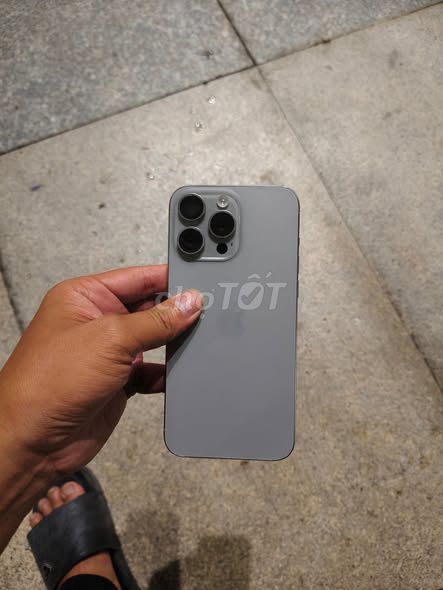 Apple iPhone 15 Pro Max 256GB Xám 84%. Mua bán Điện thoại tại Quận 5 Tp Hồ Chí Minh được đăng bởi Hội Đồ Điện Tử hình 1