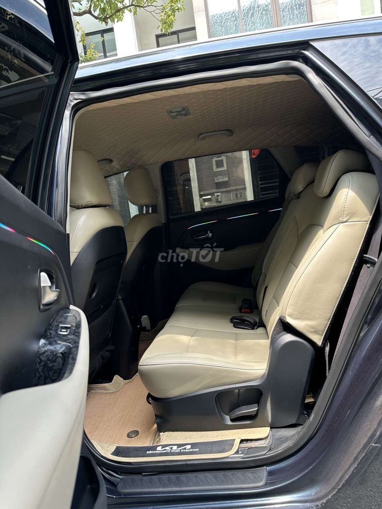 KIA RONDO 2.0 GATH,2020,7 chỗ,ĐÚNG 58000km,ZIN 95%. Mua bán Ô tô tại Quận Tân Bình Tp Hồ Chí Minh được đăng bởi A Nam hình 5