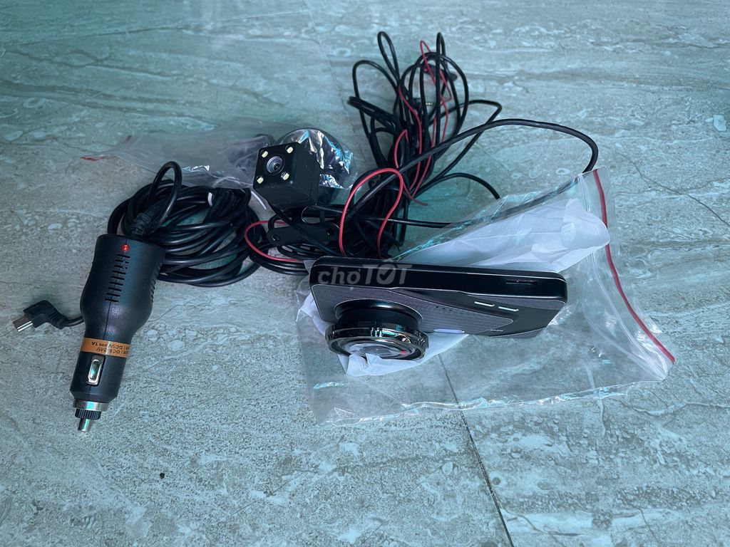 Camera hành trình Đen. Mua bán Máy ảnh, Máy quay tại Quận Ngũ Hành Sơn Đà Nẵng được đăng bởi Nguyễn Bình hình 1