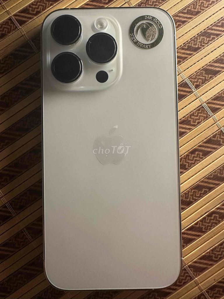 Apple iPhone 14 Pro 128GB Trắng. Mua bán Điện thoại tại Huyện Ea Kar Đắk Lắk được đăng bởi Trần Hoàng Long hình 1
