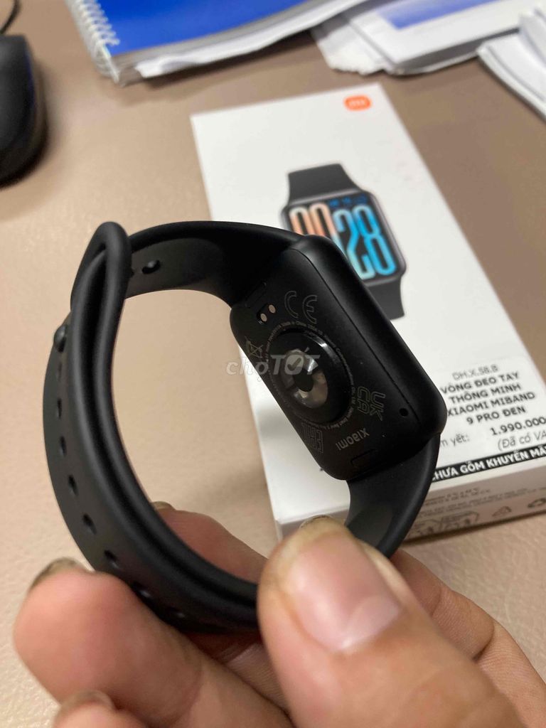 Miband 9 Pro cỏn bảo hành đến 9/12/2025