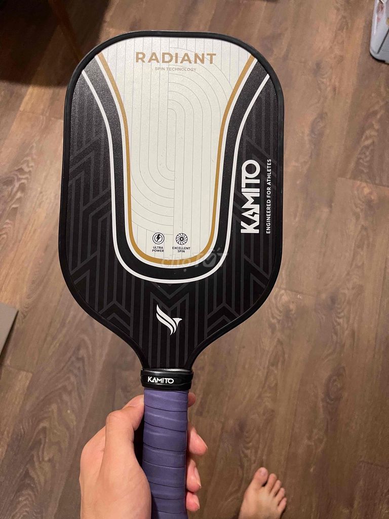 Vợt pickleball Kamito Radiant Đen 95% mới