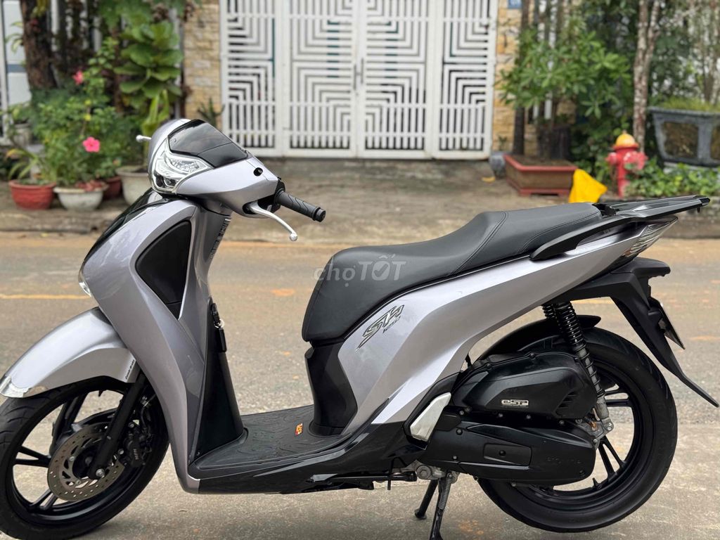 SH 150 đk 19 sơn zin tem zin chinh chủ xe nhà đi