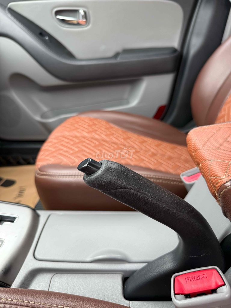 Hyundai Avante 2011 1.6 AT - 128000 km. Mua bán Ô tô tại Thành phố Dĩ An Bình Dương được đăng bởi Nguyễn Thành Công hình 10