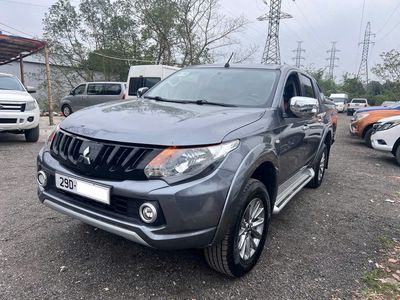 Mitsubishi Triton 2019 Xám 90000 km