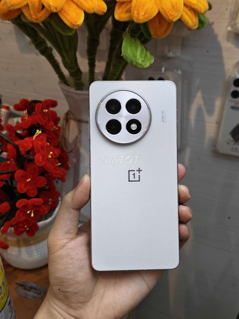 OnePlus Ace 5 12GB/256GB Trắng đục. Mua bán Điện thoại tại Thành phố Mỹ Tho Tiền Giang được đăng bởi Phước Lộc Mobile Mỹ Tho hình 1