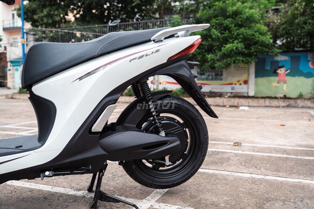 VINFAST FELIZ 2025 - GIẢM 10% + MIỄN THUẾ TRƯỚC BẠ. Mua bán Xe máy tại Quận 4 Tp Hồ Chí Minh được đăng bởi VinFast Official Store hình 3