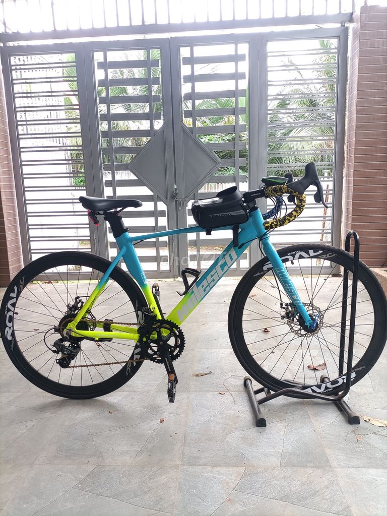 Xe đạp đua tay đề lắc KhungNhôm ít chạy mới 95%. Mua bán Xe đạp tại Thành phố Buôn Ma Thuột Đắk Lắk được đăng bởi Hoàng hình 3