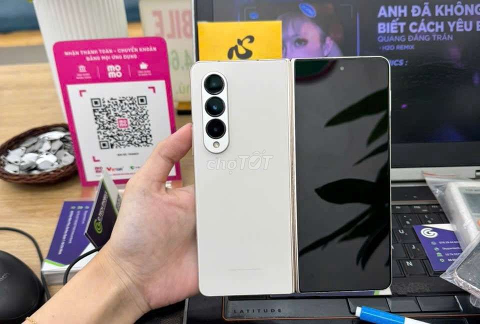 Galaxy Z Fold4 Vàng 256GB bao đẹp nhìn mê. Mua bán Điện thoại tại Quận 10 Tp Hồ Chí Minh được đăng bởi Minh phương hình 1