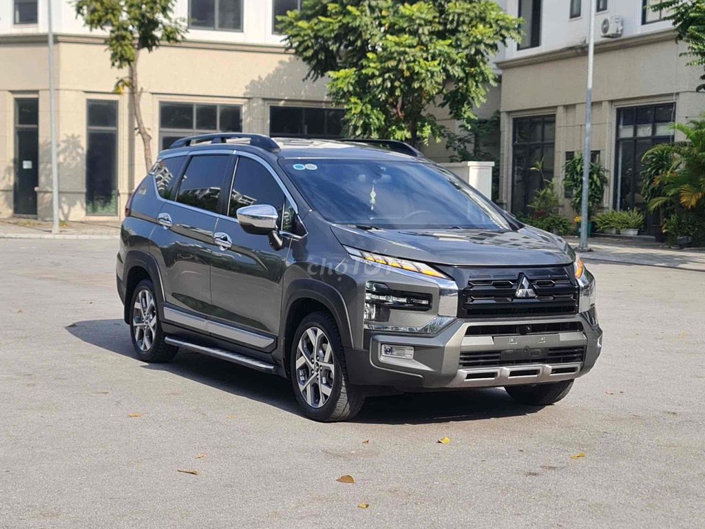 Mitsubishi Xpander Cross 2023 1.5 AT 50000 km. Mua bán Ô tô tại Quận Long Biên Hà Nội được đăng bởi Mr Tài Oto hình 2