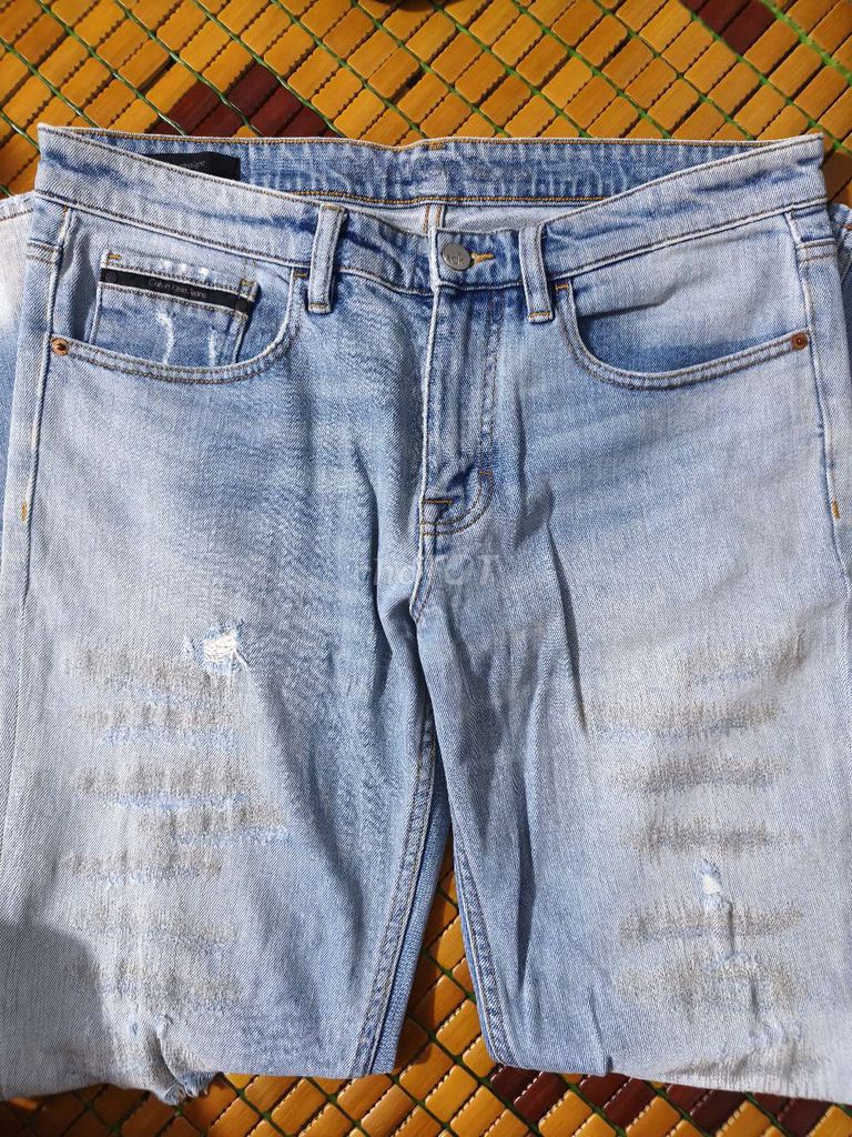 Quần jean nam Calvin Klein Xanh nhạt. Mua bán Quần áo tại Huyện Phú Giáo Bình Dương được đăng bởi Đồ 2hand Chính Hãng hình 1