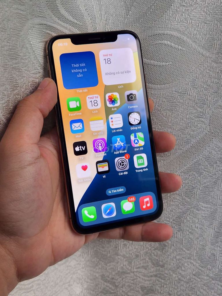 Apple iPhone XS 256GB Vàng Đã sử dụng. Mua bán Điện thoại tại Thành phố Long Xuyên An Giang được đăng bởi TânTT hình 1