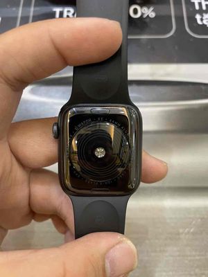 Apple Watch SE 44m Đen GPS 99%